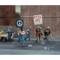 Wargames Atlantic: Civilians & Survivors (x24 Plastic)